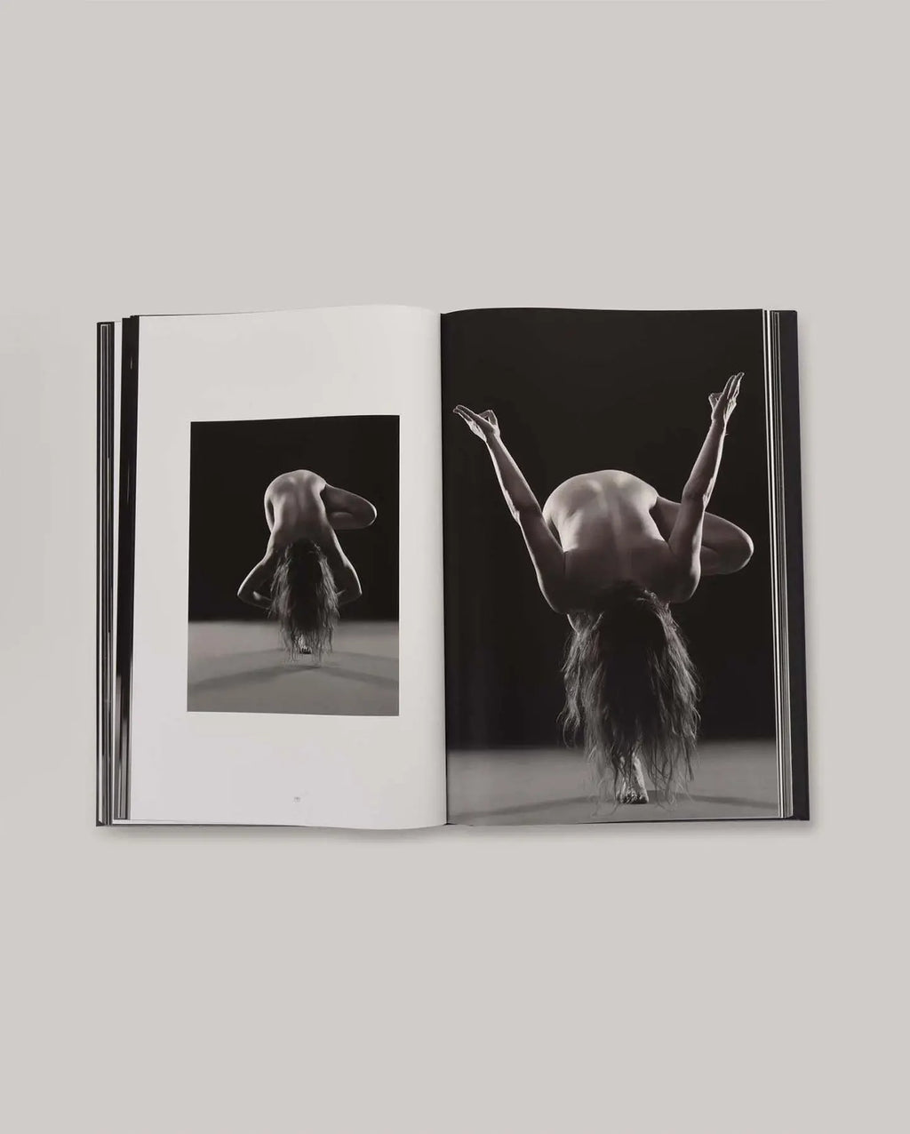 Livre d'art YOGASM par Anka, d'après l'idée d'Hélène Duval YUJ - Maison de pleine conscience