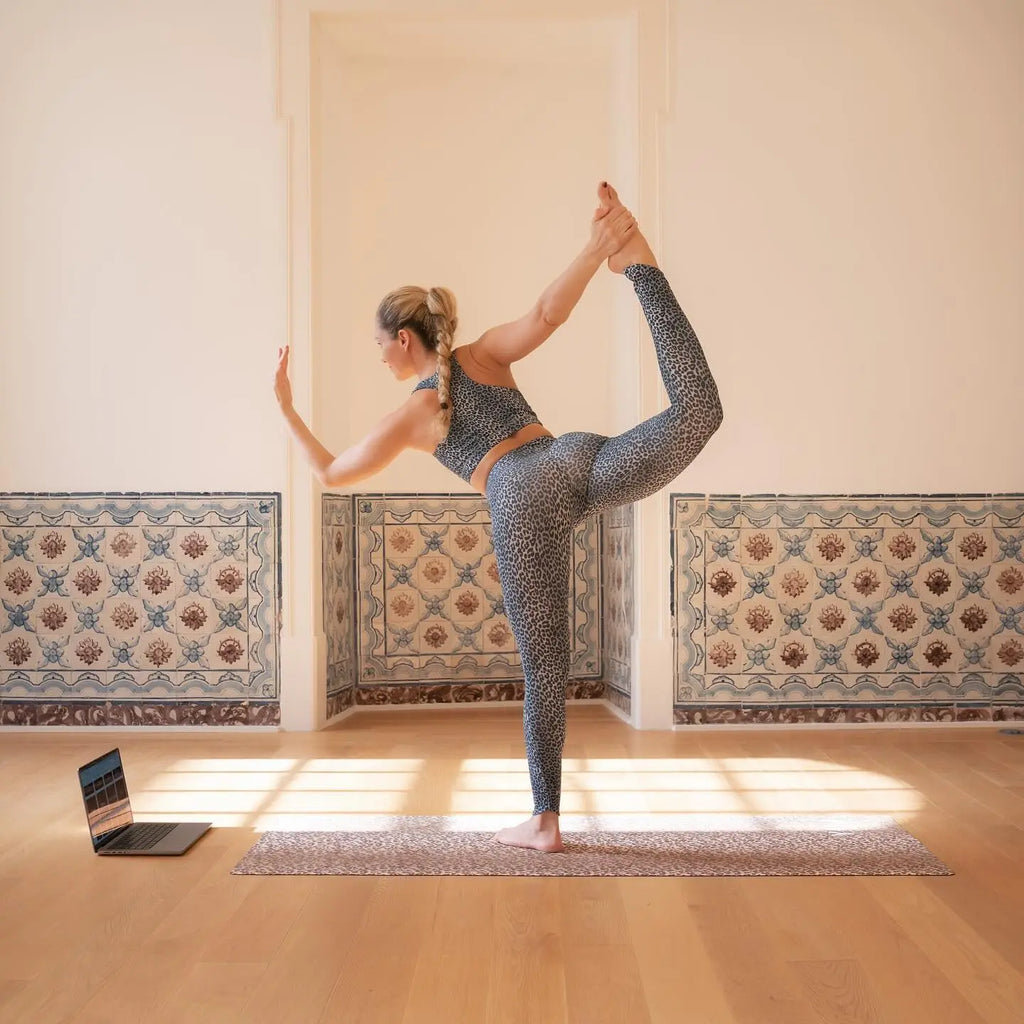 POSTS INSTAGRAM YUJ Paris Store